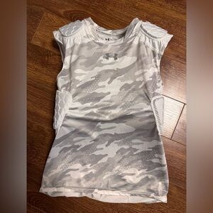 Under Armour Men's Camo Sleeveless Shirt